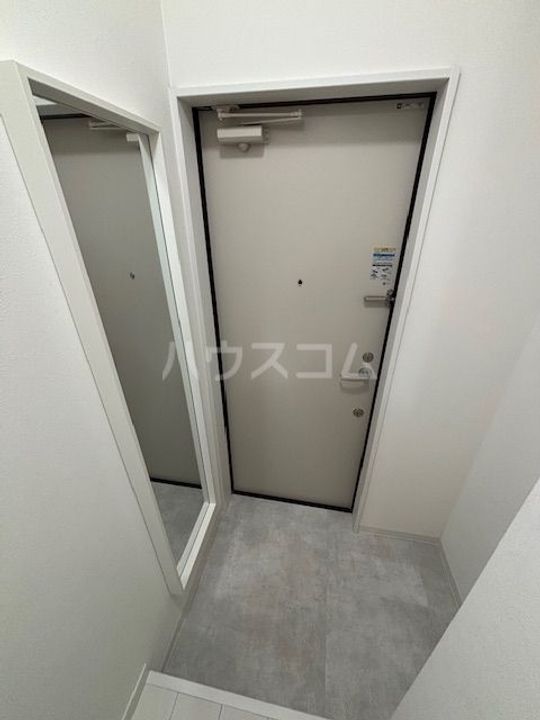 ペルル穴川の玄関