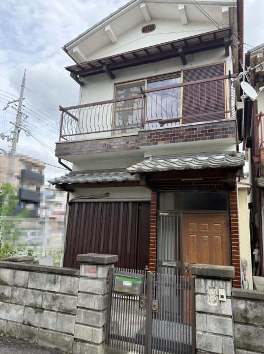 大阪府枚方市宮之阪3(一戸建)の賃貸物件の外観