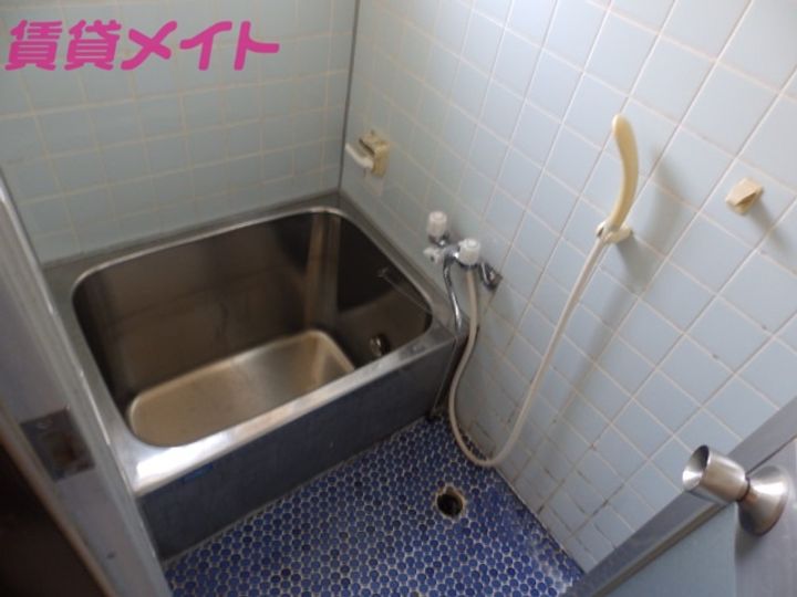 三重県四日市市笹川2(一戸建)の賃貸物件の風呂