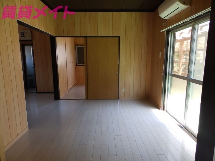 三重県四日市市笹川2(一戸建)の賃貸物件の居間