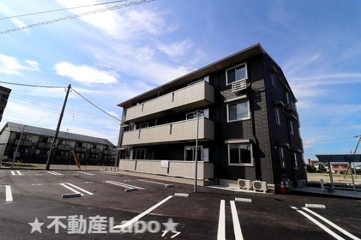 徳島県徳島市川内町榎瀬(アパート)の賃貸物件の外観