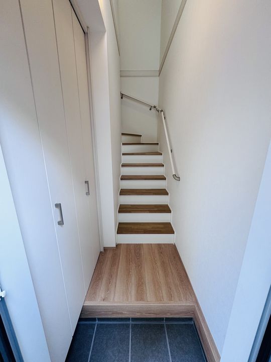 東京都品川区西五反田3(アパート)の賃貸物件の玄関