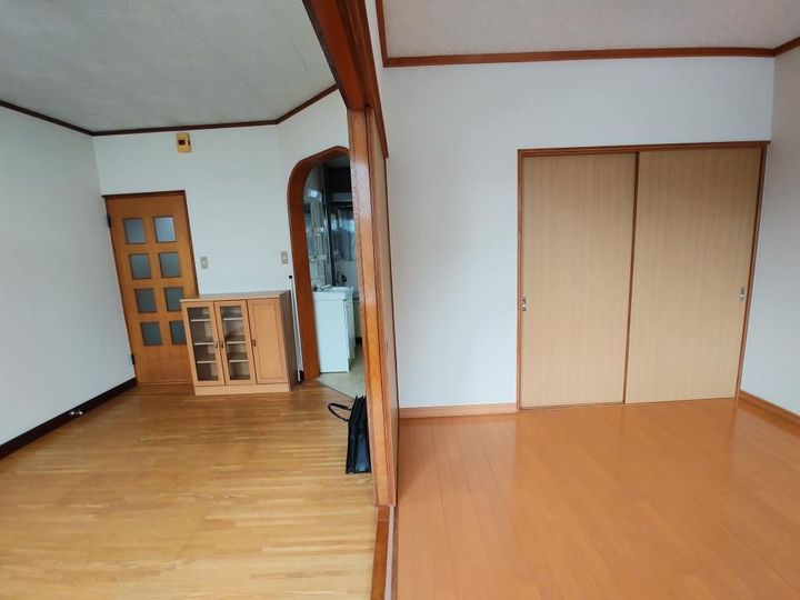 第2大橋マンションの居間
