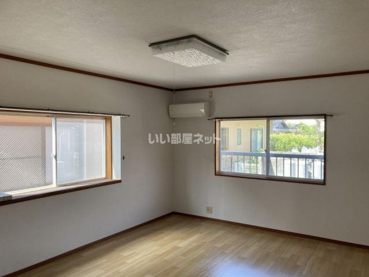 グレース・出雲の居間