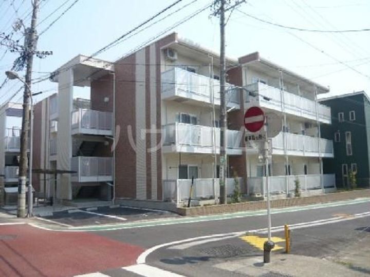 レオパレスエクセルケンSixの外観