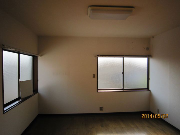 タナベハイツの居間