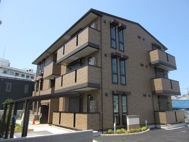 大阪府和泉市府中町4(アパート)の賃貸物件の外観