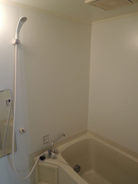 神奈川県横浜市都筑区荏田東2(一戸建)の賃貸物件の風呂