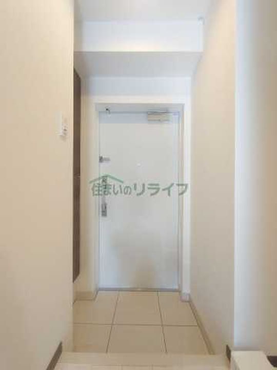 GENOVIA南行徳skygardenの玄関