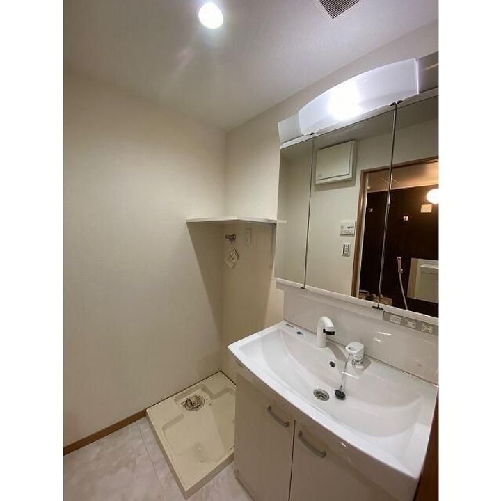 東京都中野区上高田1(マンション)の賃貸物件の内装