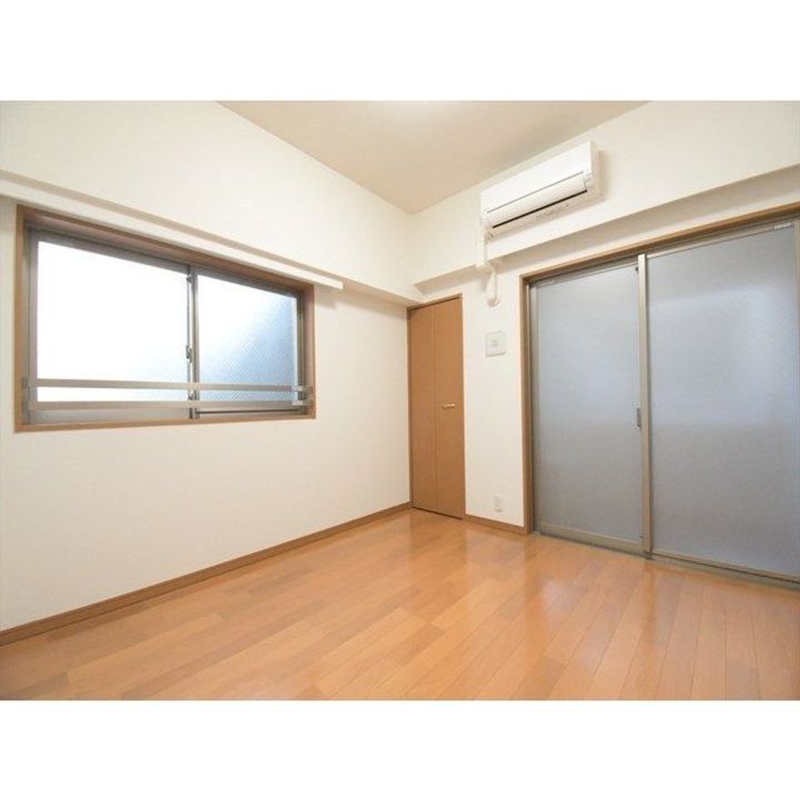 東京都中野区本町1(マンション)の賃貸物件の居間