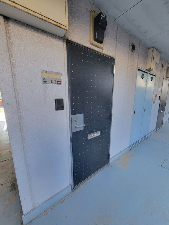 アネックス越谷7期の玄関