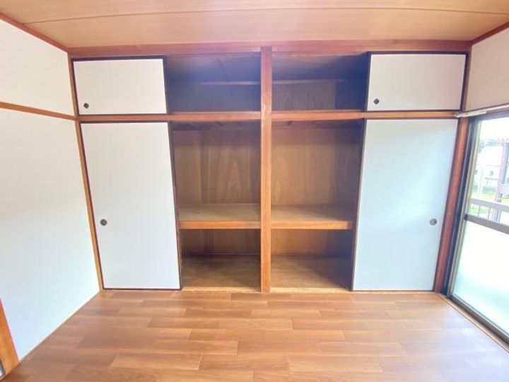 マリンハイツB棟の内装