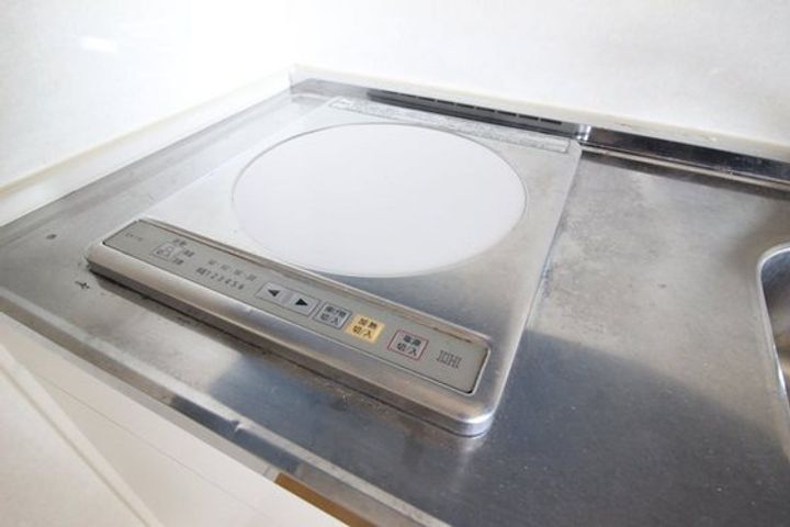 レジデンス伊島B棟のキッチン