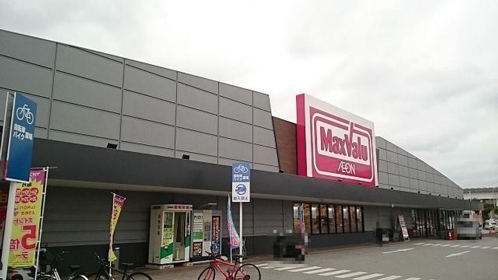 マンション嘉利吉 IIの周辺