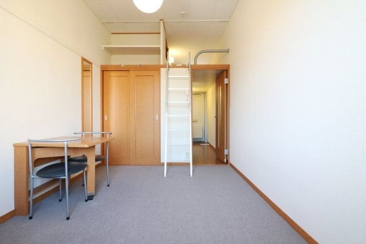 大阪府大阪市鶴見区浜5(マンション)の賃貸物件の居間