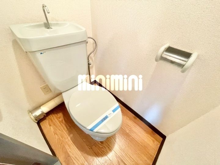 セラヴィ杁中の内装