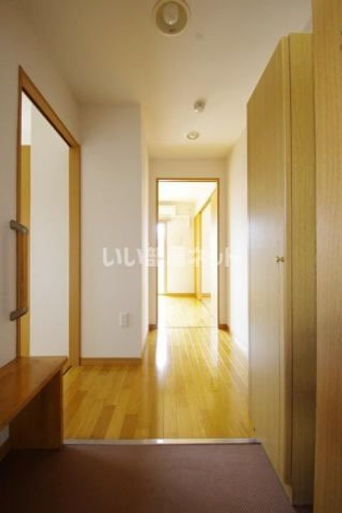 フレール水前寺の玄関