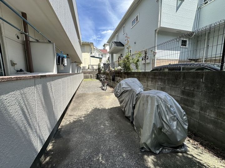 東京都多摩市貝取1(マンション)の賃貸物件の地図