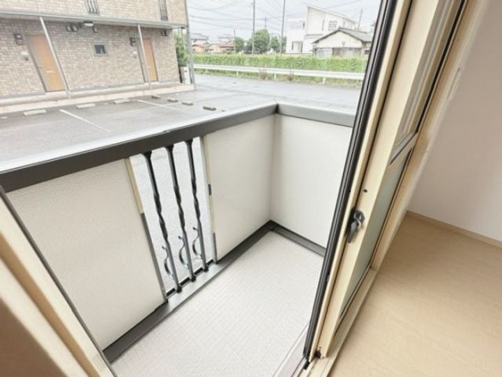 フラワーリング Bの内装