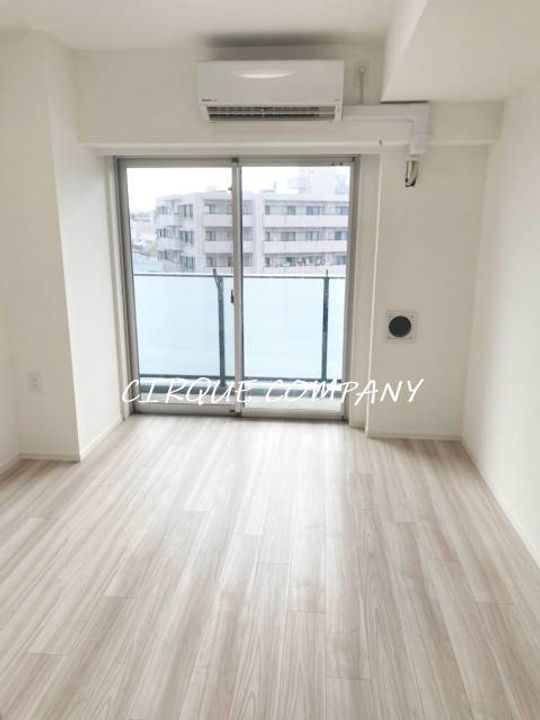 神奈川県横浜市南区浦舟町5(マンション)の賃貸物件の居間