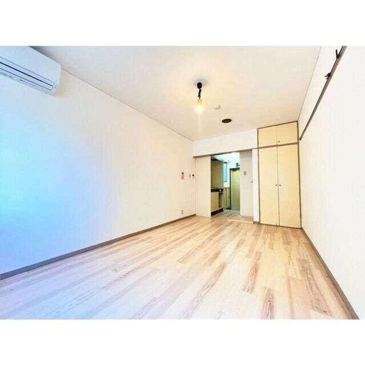 東京都八王子市片倉町(アパート)の賃貸物件の居間