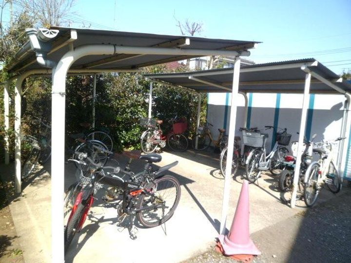 コーポつつじの地図