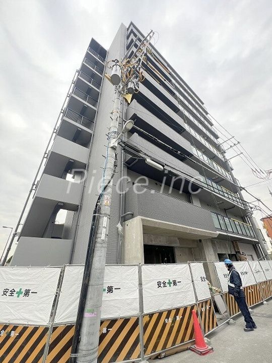 CREST TAPP新大阪の外観