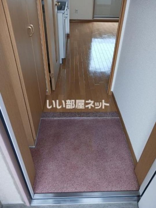 ロフティの玄関