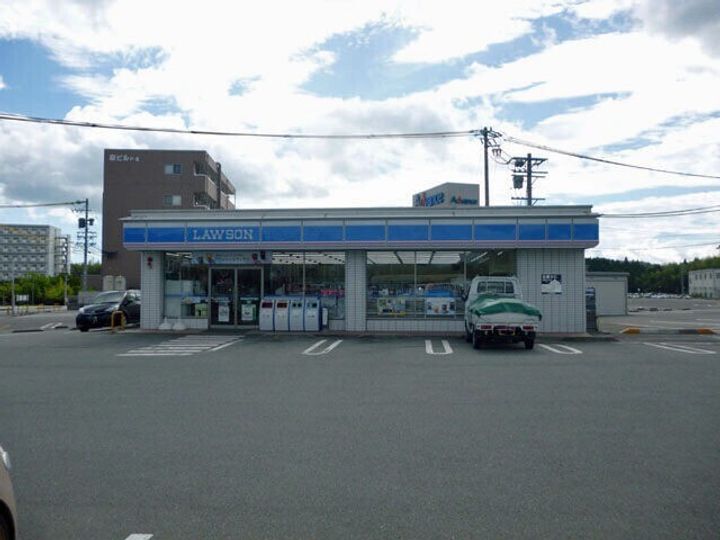 イヅミビルIIIの周辺