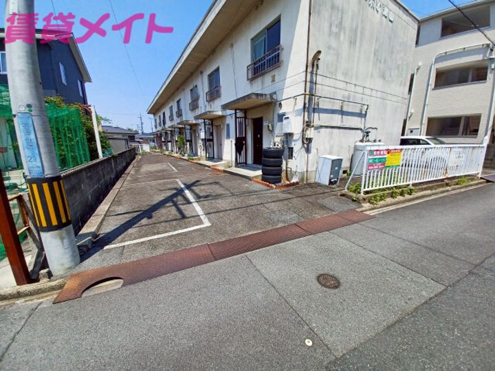 コーポ羽津山の地図