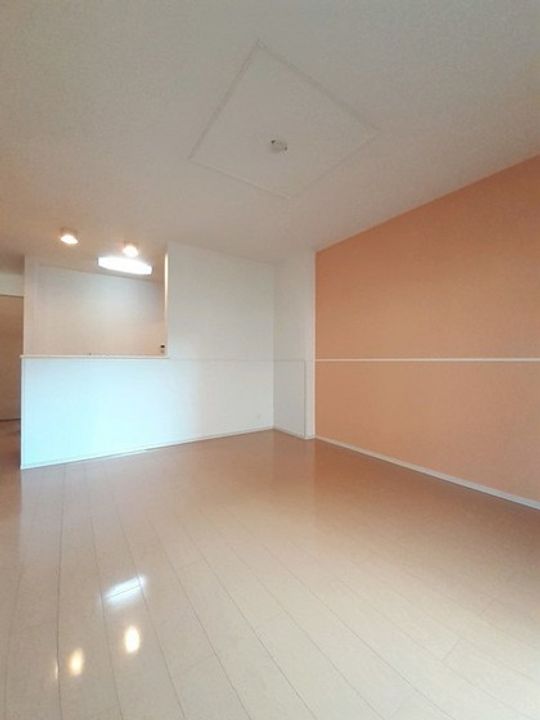 ツリートップの居間