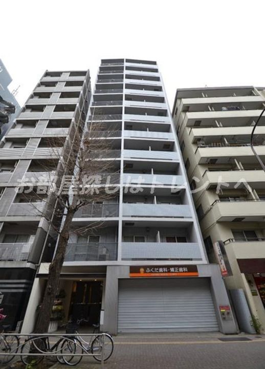 コスモリード幡ヶ谷の外観