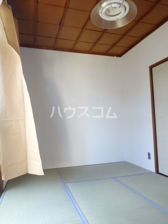 サンホームズの居間