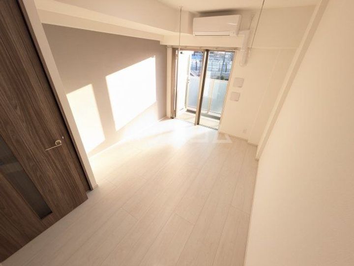 エヌステージ西船橋市川の居間