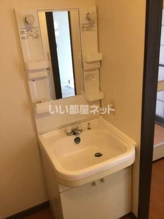 ハイツM&M鴻之台の内装