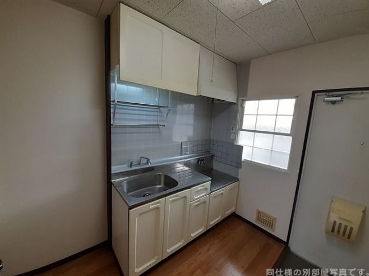 三重県伊賀市上野車坂町(アパート)の賃貸物件のキッチン