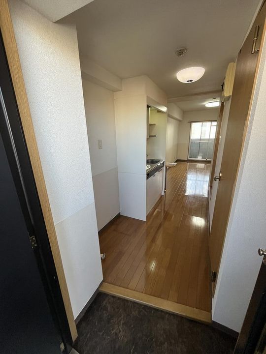 ロイヤルパレス清水台の玄関