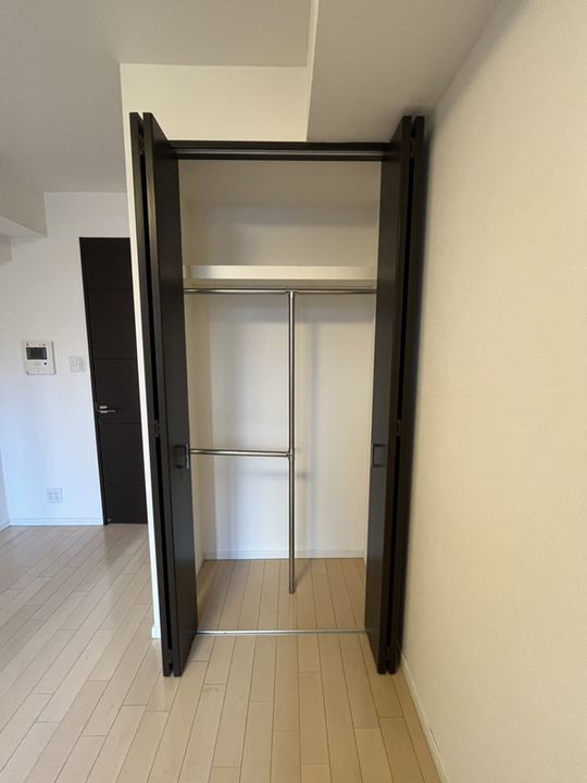 東京都新宿区西新宿7の賃貸マンションの内装