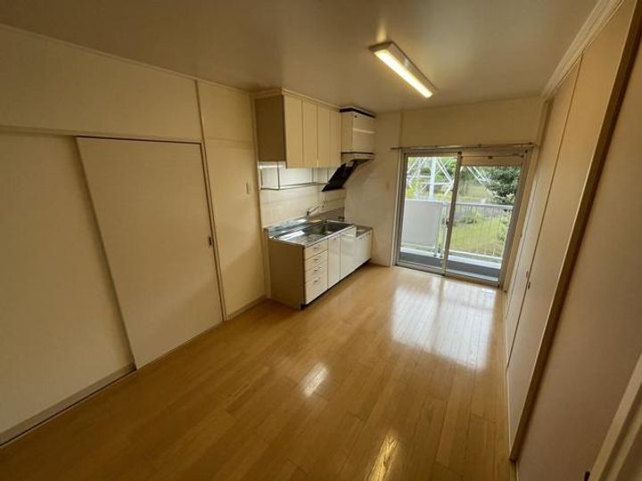 UR虹ヶ丘の居間