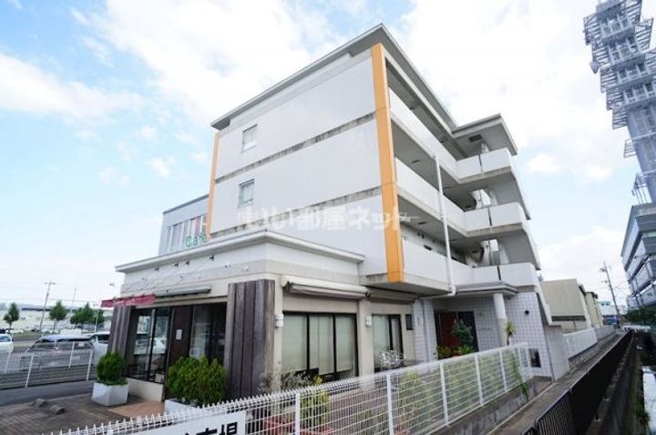 京都府京都市南区上鳥羽石橋町(マンション)の賃貸物件の外観