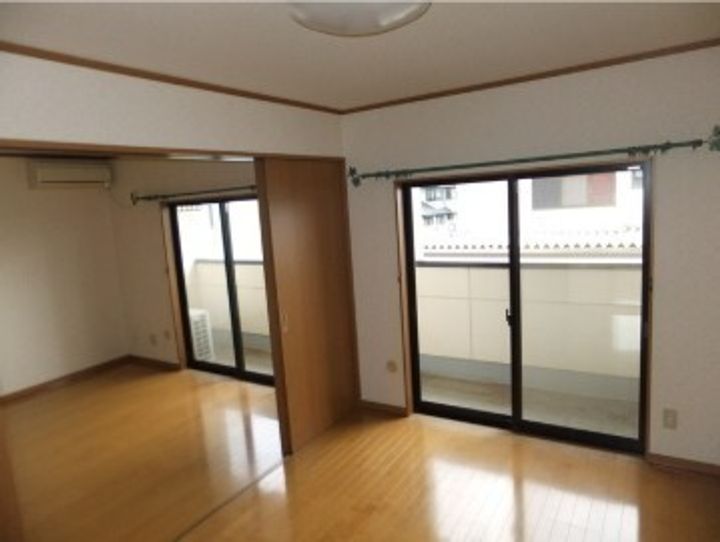 ファミールの居間