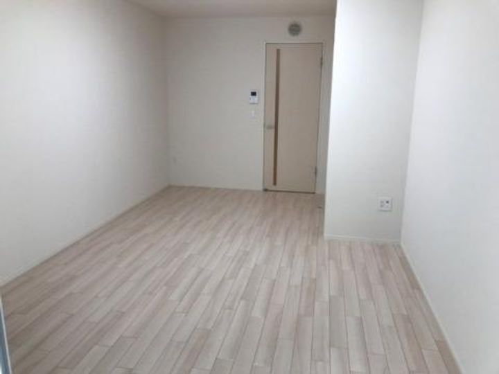 ミカサの居間