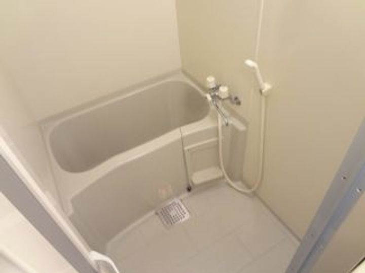 メゾン・ウィーブの風呂