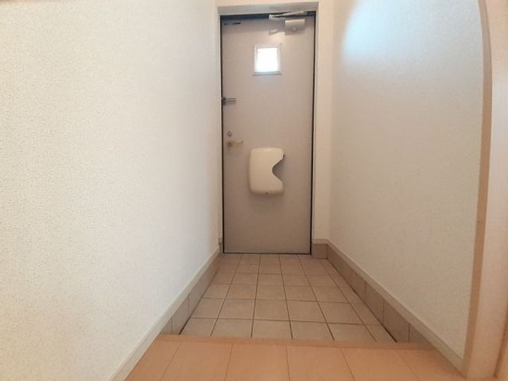 スプリング・ウインドの玄関