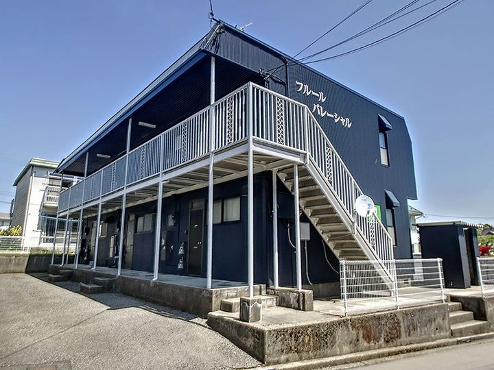 フルールパレーシャルの外観