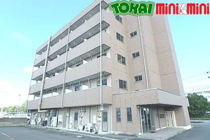イヅミビルIIIの外観