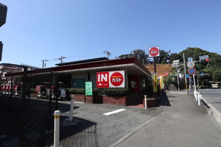ヒルトップイワイの周辺