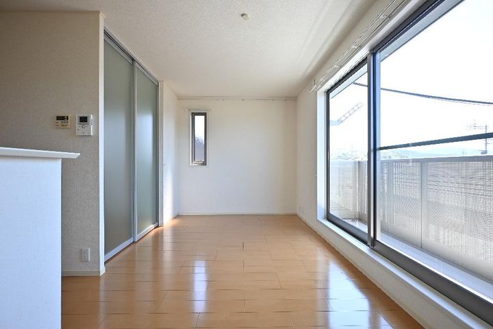ベルグラースIIの居間