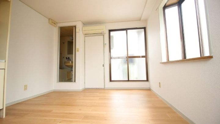 ツインウエストの居間